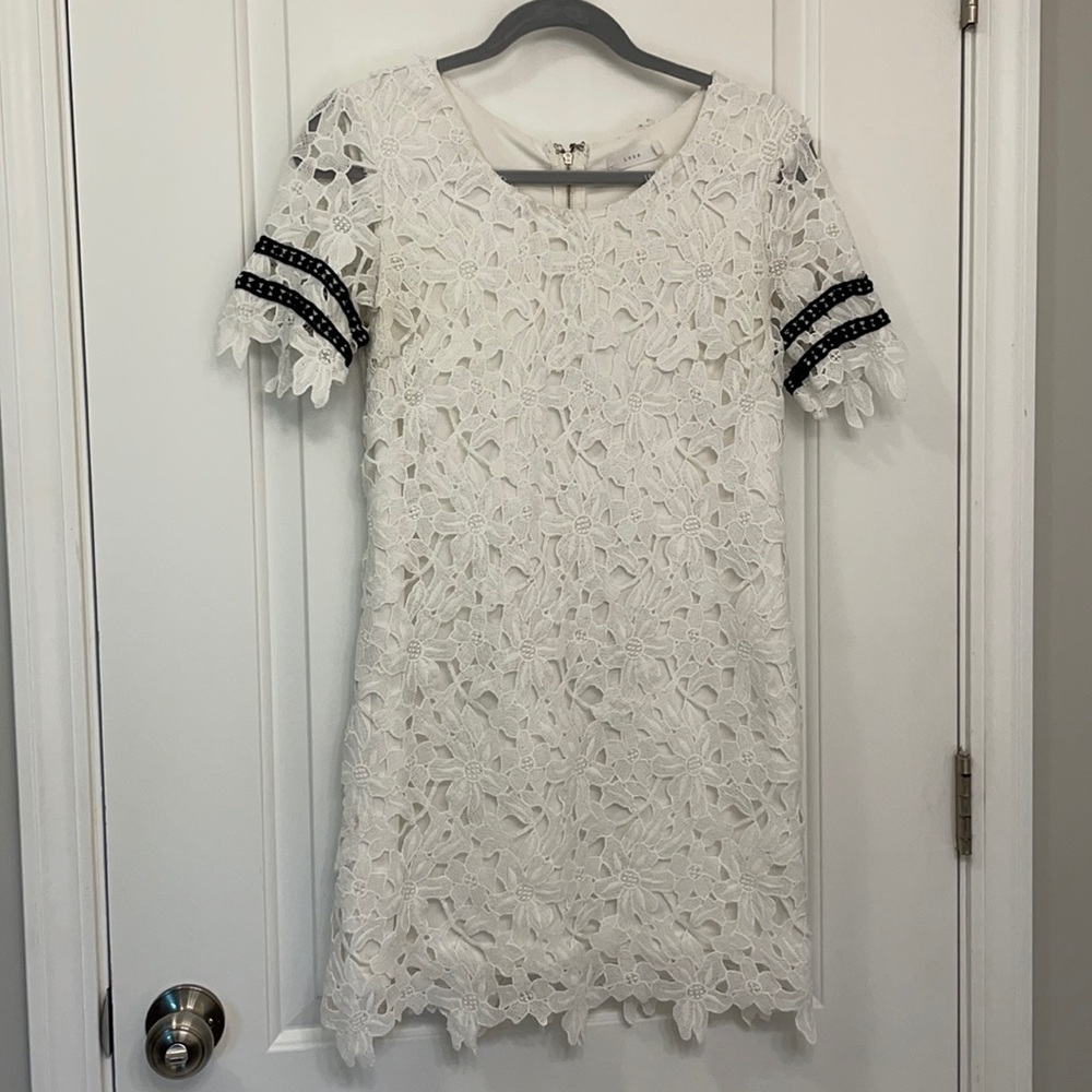 White Floral Lace Dress Size Small
